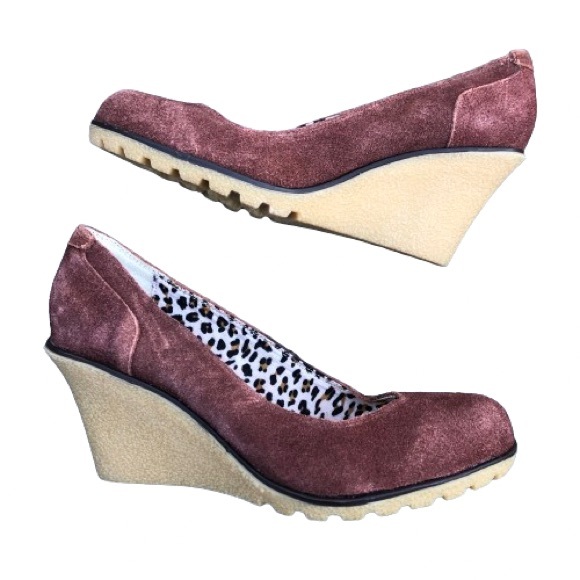 New NWT Kelsi Dagger Brown Suede Rubber Slip On Wedges 7M - Picture 1 of 13